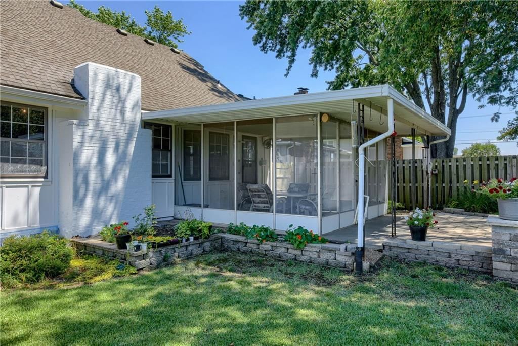 7414 Halsey Street — photo 31
