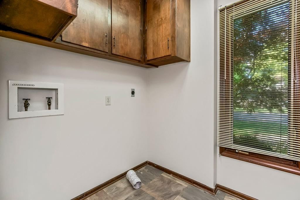 15405 W 90th Street — photo 14