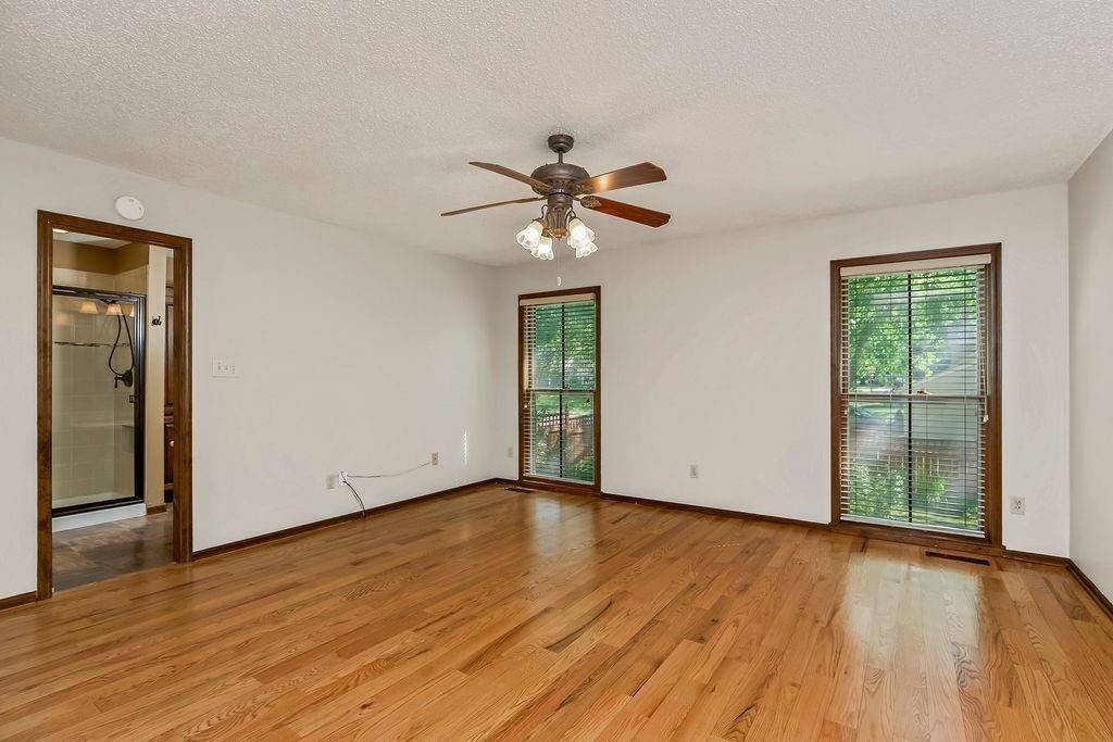 15405 W 90th Street — photo 17