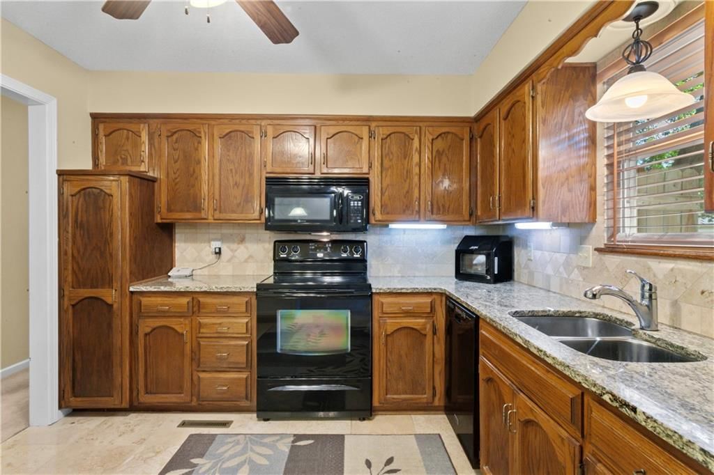 1404 SW 20th Street — photo 11