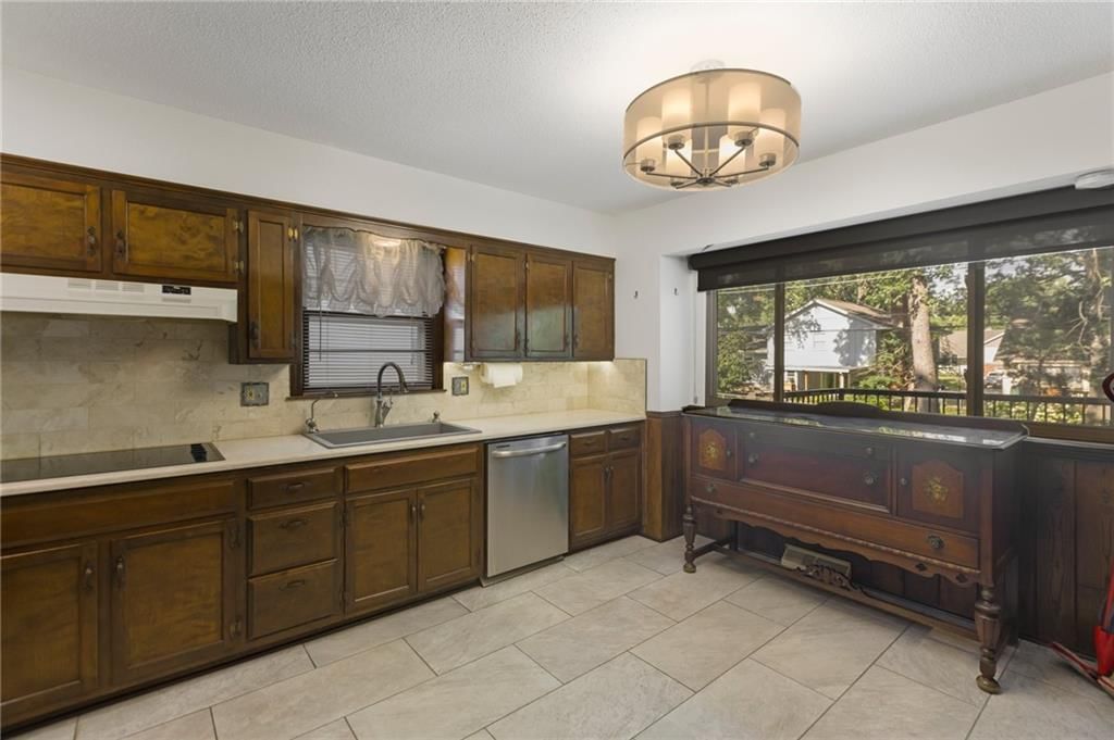 10025 Mastin Drive — photo 16