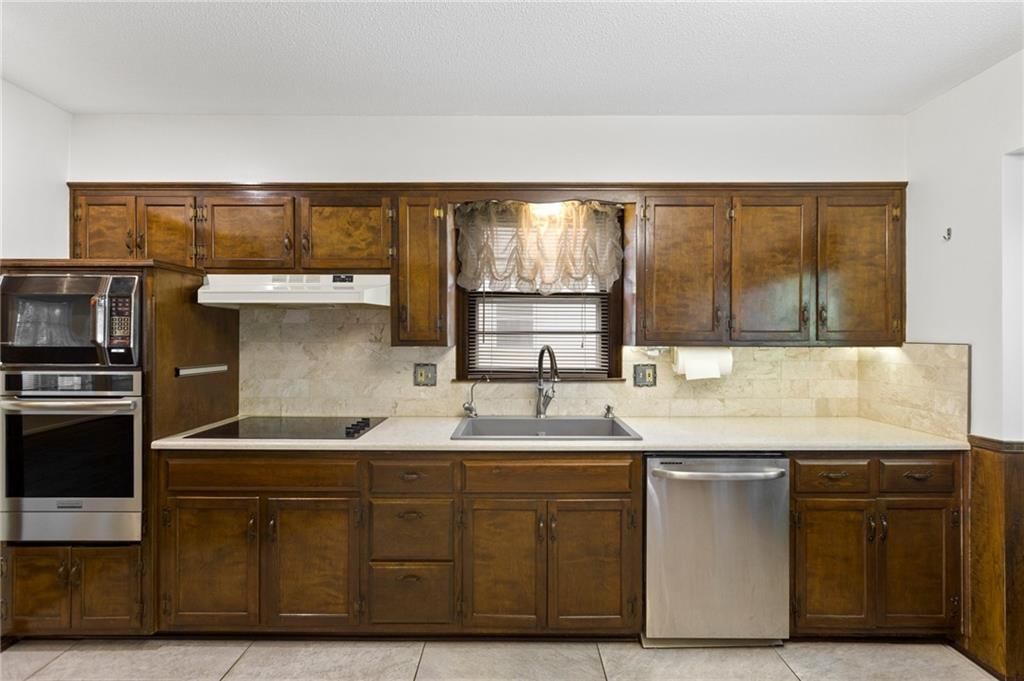 10025 Mastin Drive — photo 20