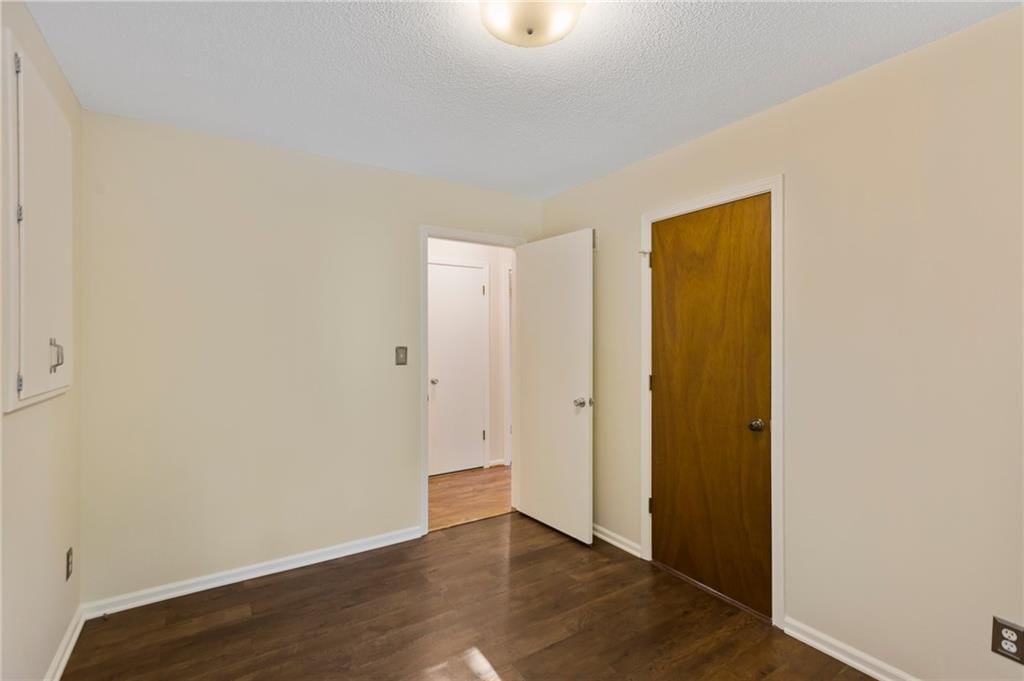 10025 Mastin Drive — photo 23