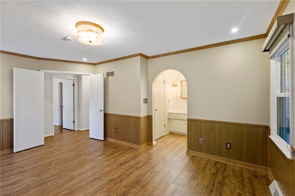 10025 Mastin Drive — photo 27