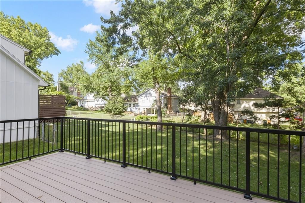 10025 Mastin Drive — photo 42