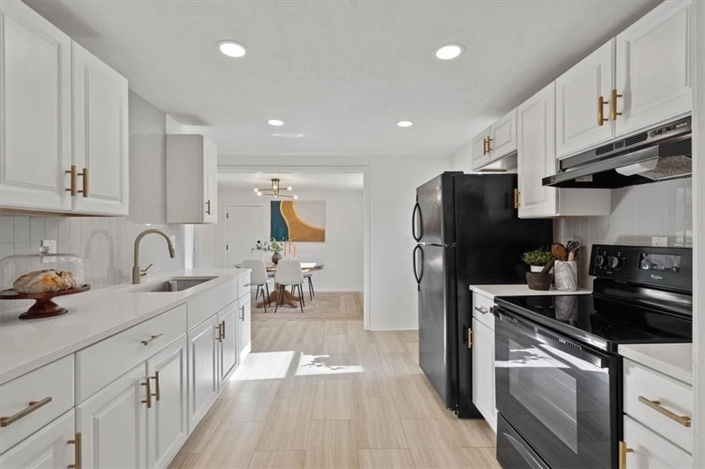 2 W 89th Terrace — photo 8