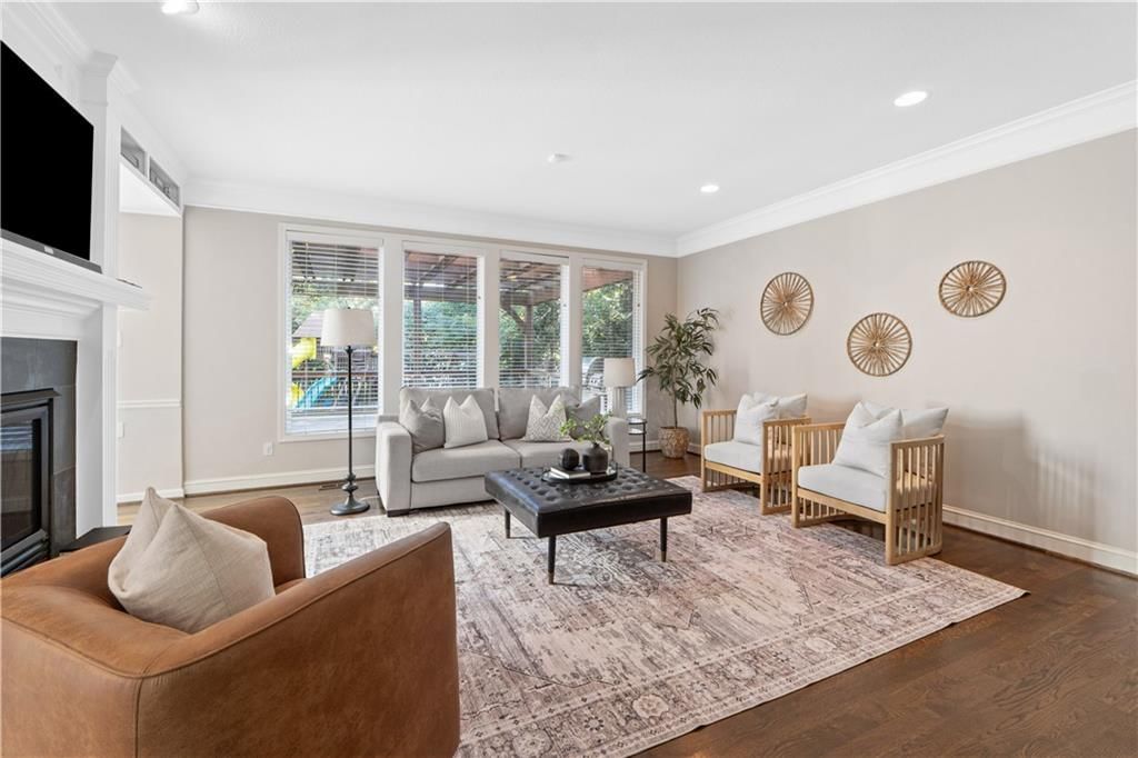22404 W 58th Terrace — photo 8