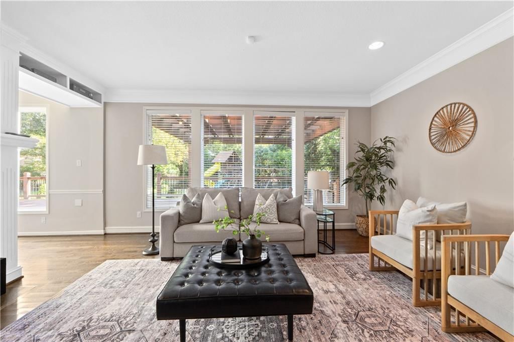 22404 W 58th Terrace — photo 10