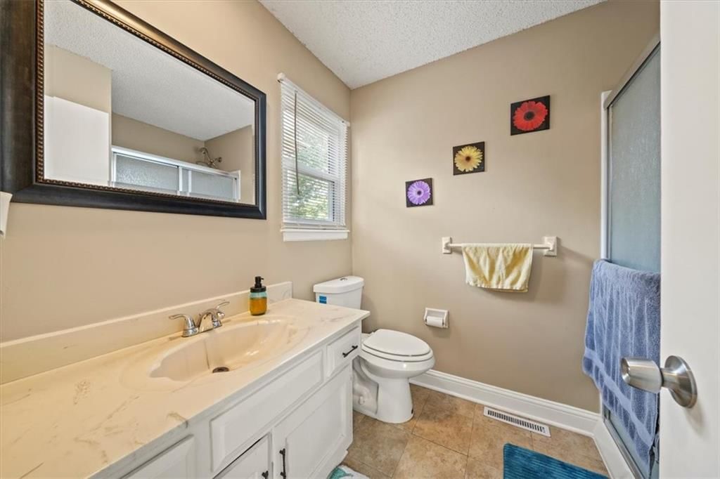 16304 W 126 Street — photo 14