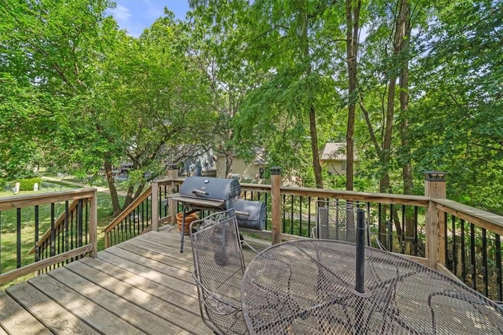 16304 W 126 Street — photo 25