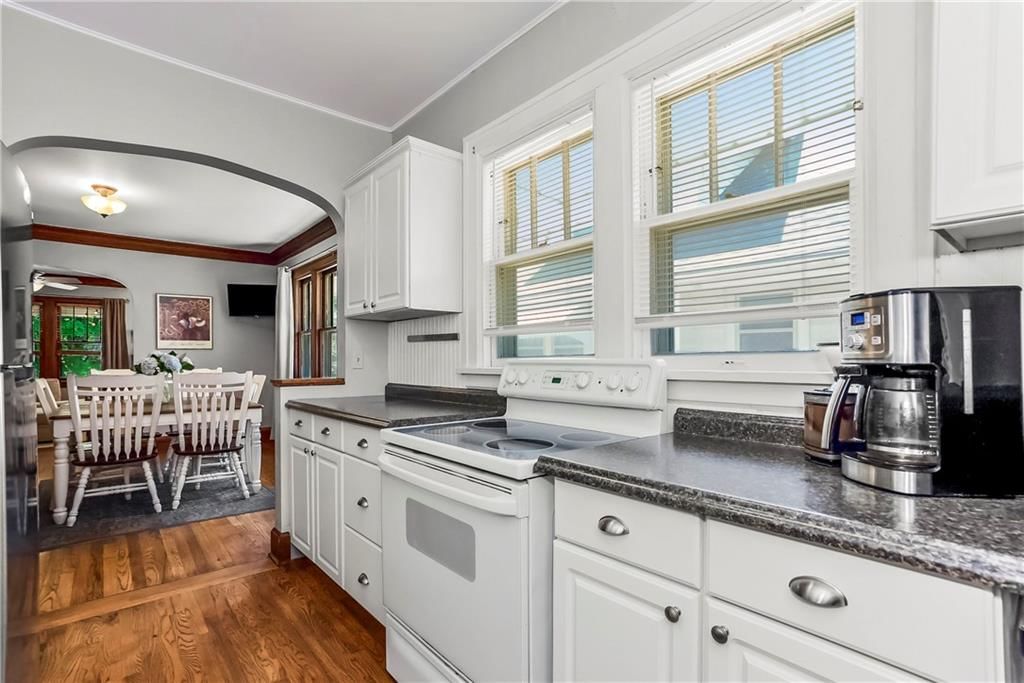 4234 Genessee Street — photo 11