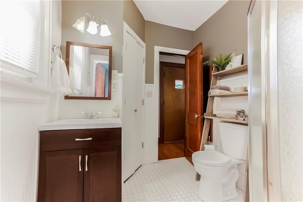 4234 Genessee Street — photo 17