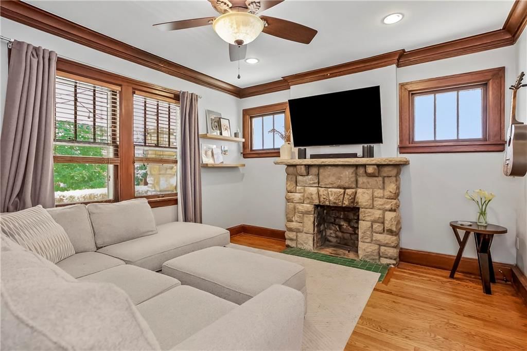 4234 Genessee Street — photo 6