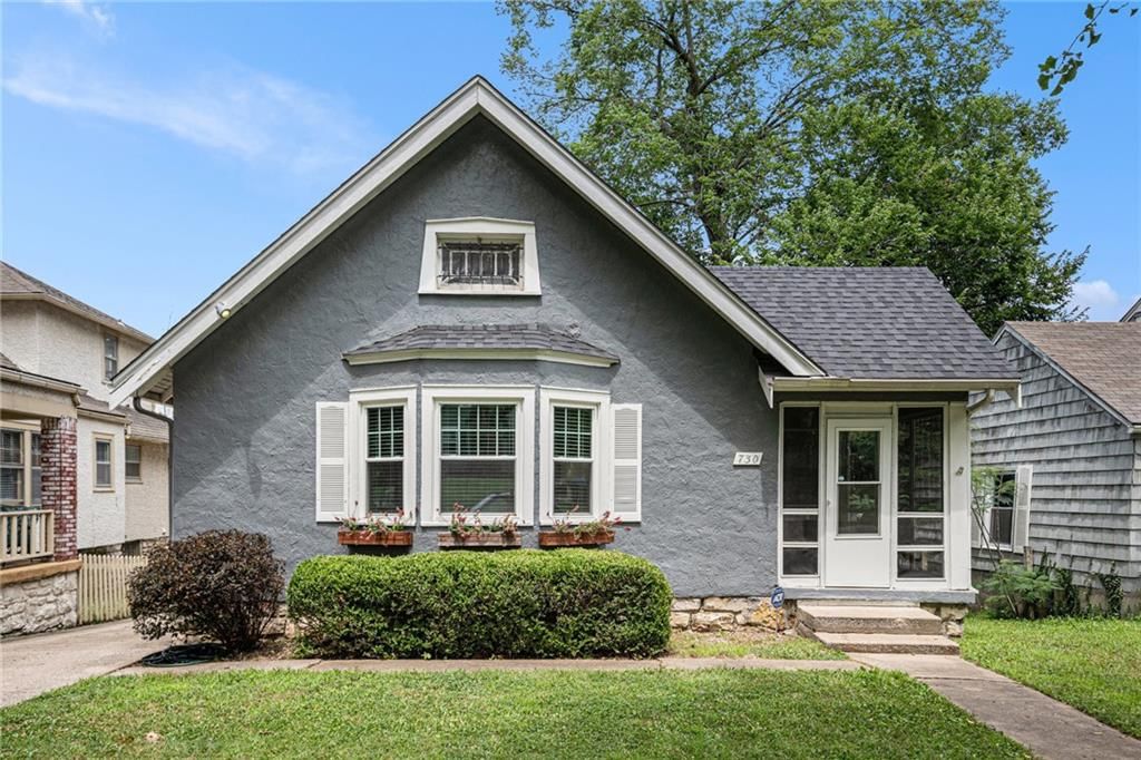 730 E 63rd Terrace, Kansas City, MO