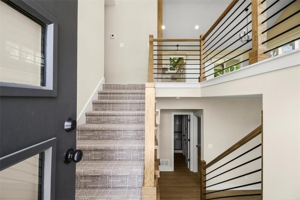 1308 N Holland Drive — photo 3