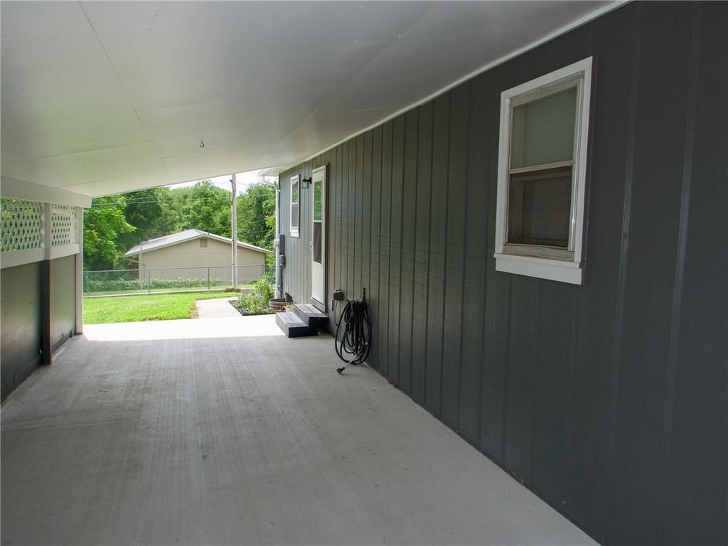 715 N Warren Street — photo 45