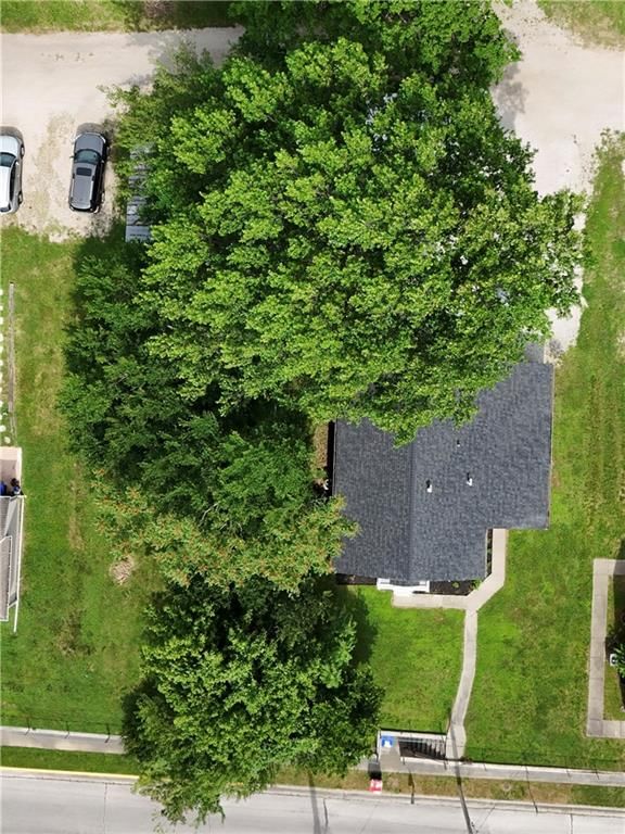 715 N Warren Street — photo 55