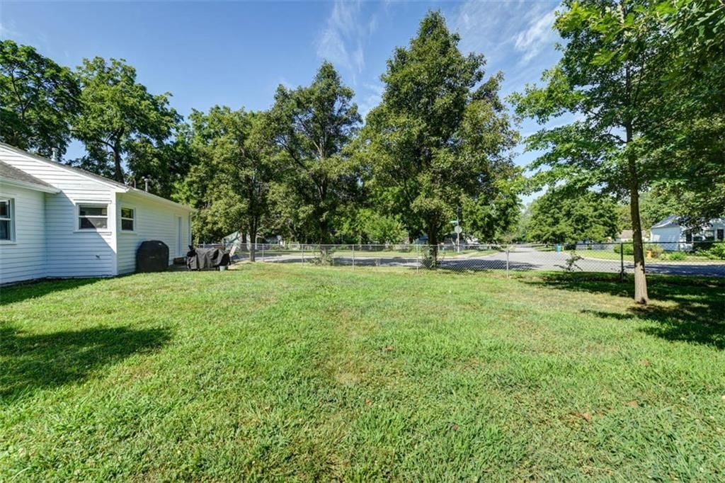 8244 Santa Fe Drive — photo 33