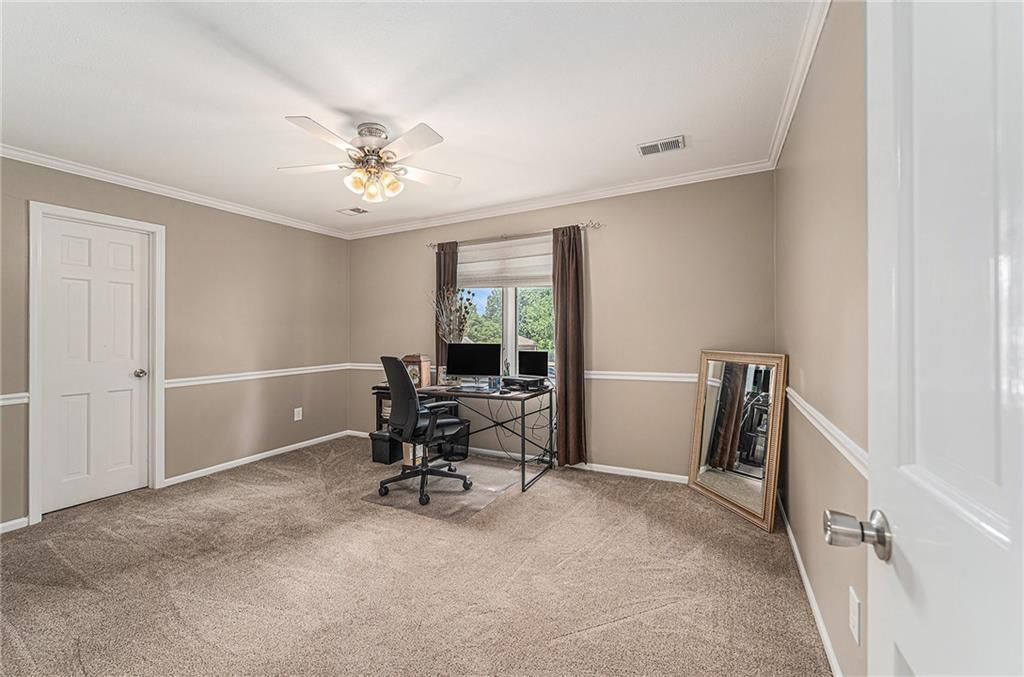 807 NW Bent Tree Drive — photo 19