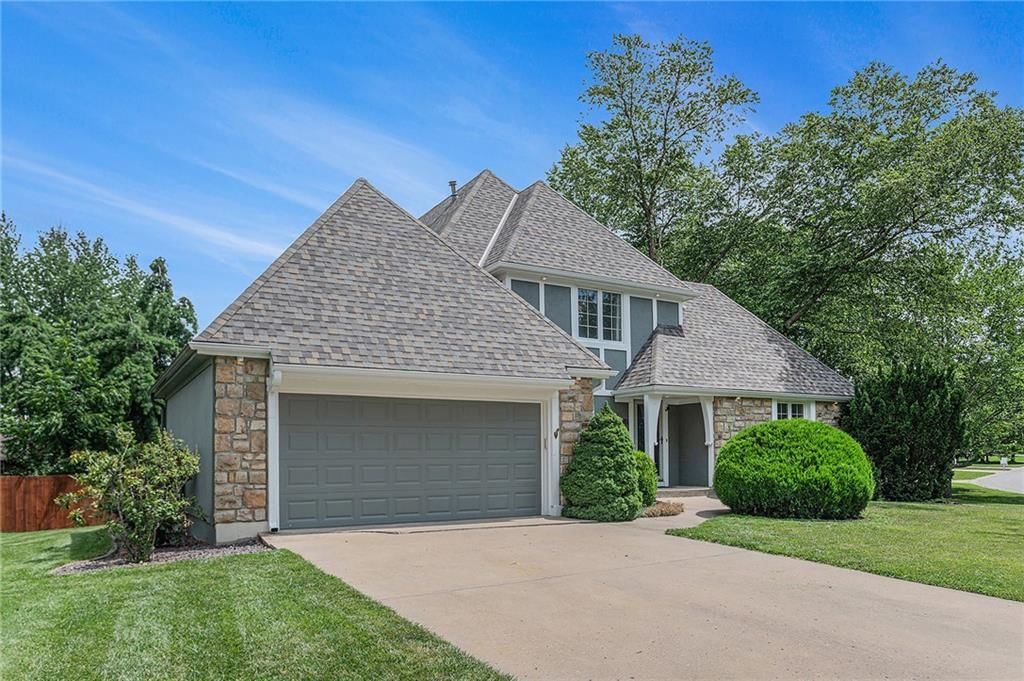 807 NW Bent Tree Drive — photo 5