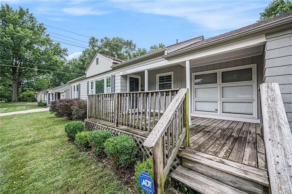 7236 Floyd Street — photo 3