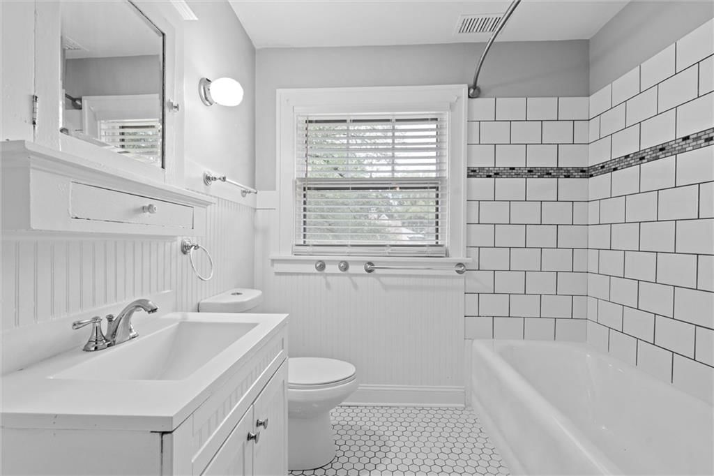 1535 W 75th Street — photo 27