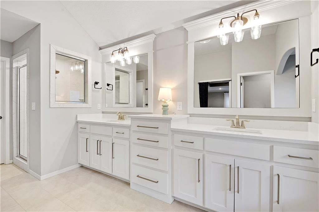 20487 W 108th Street — photo 8