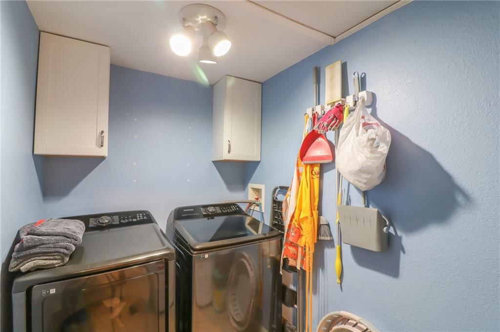 209 W South Railroad Street — photo 11
