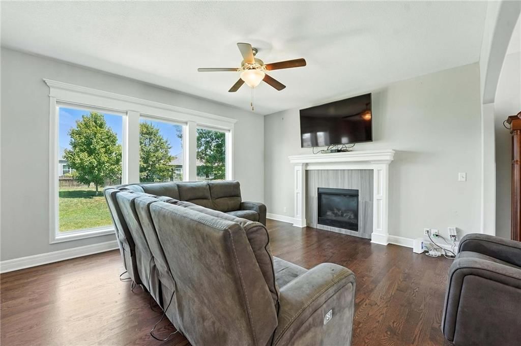 1009 SE Forest Ridge Court — photo 6