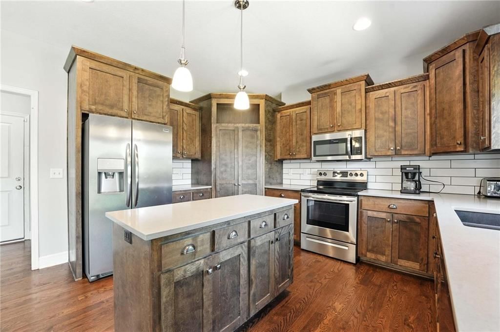1009 SE Forest Ridge Court — photo 10