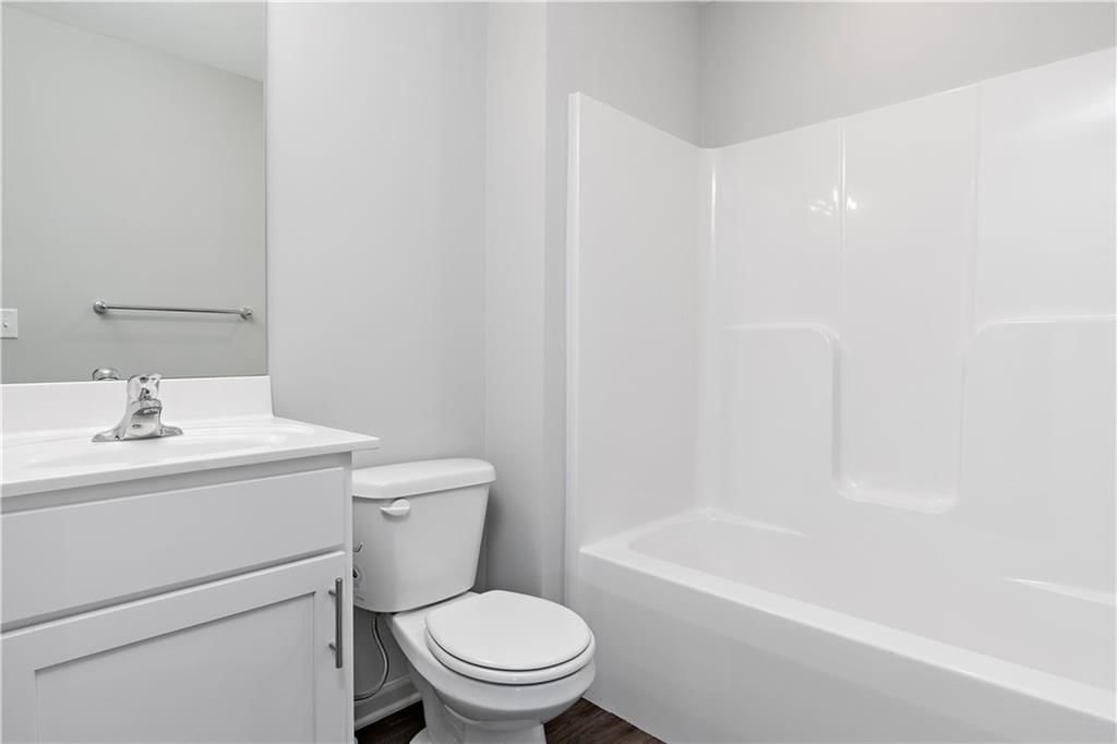 11214 N Oak Trafficway — photo 14