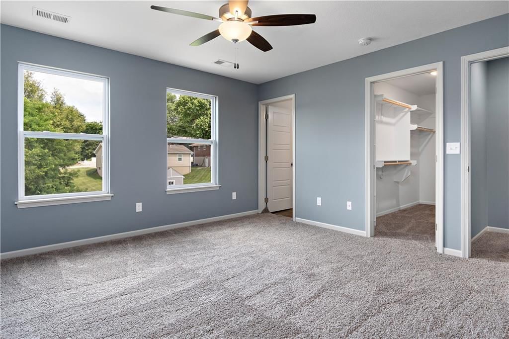11214 N Oak Trafficway — photo 17
