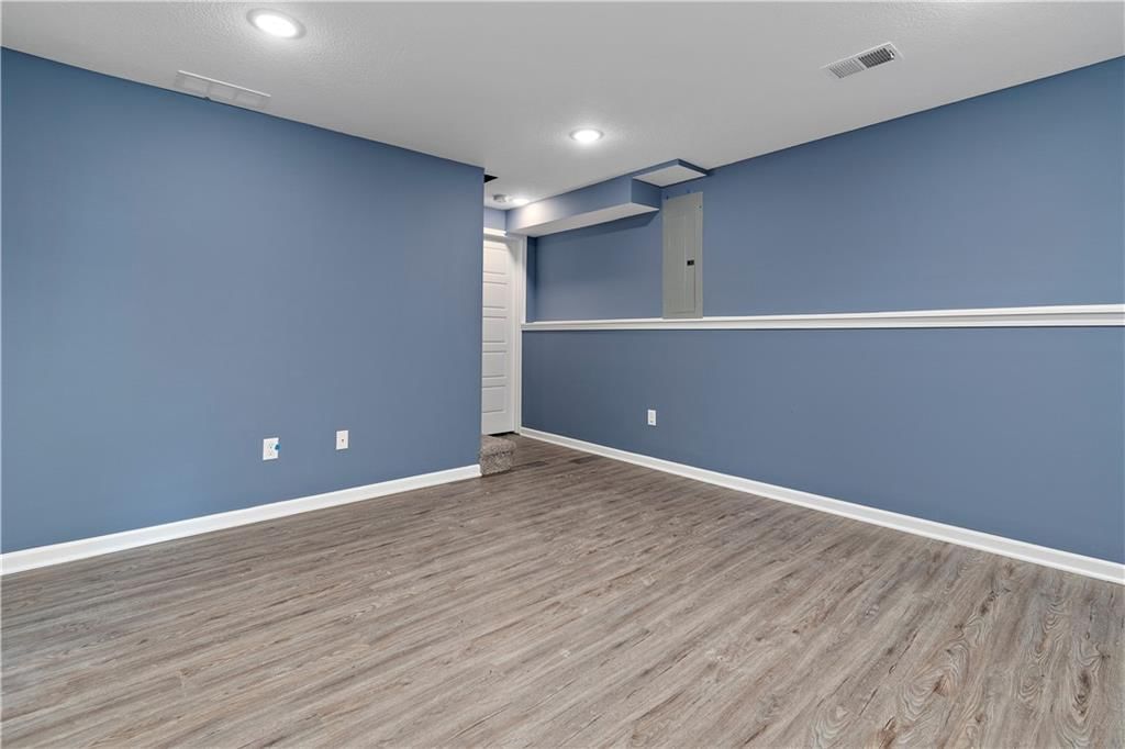 11214 N Oak Trafficway — photo 23