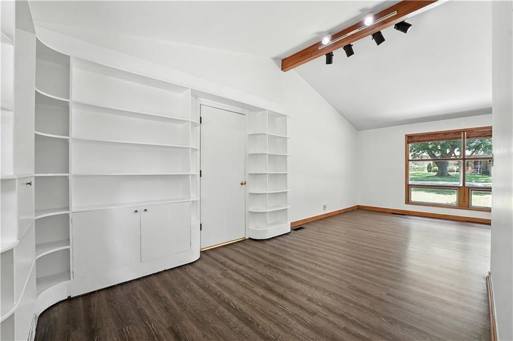 7604 Tomahawk Road — photo 13