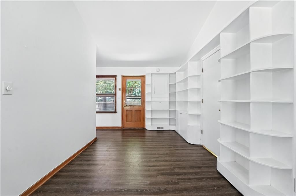 7604 Tomahawk Road — photo 10
