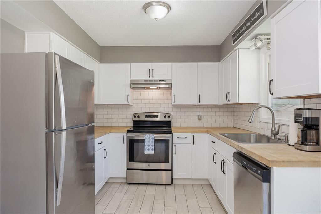 650 Walnut Place — photo 3