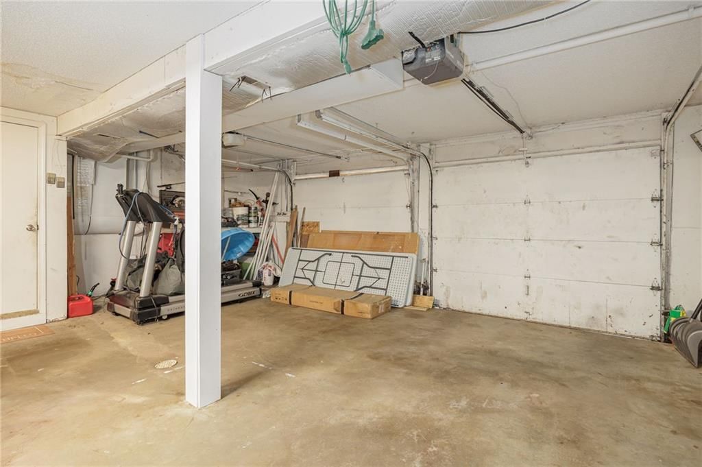 650 Walnut Place — photo 21