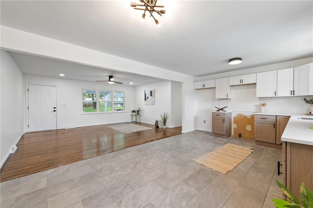 5441 Oliver Street — photo 12