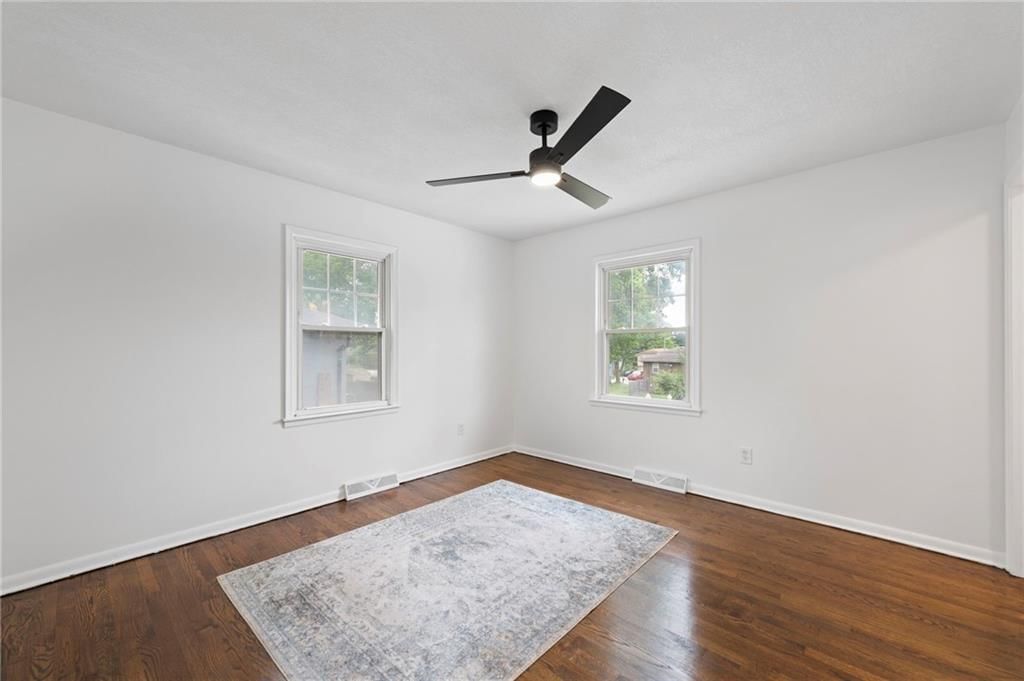 5441 Oliver Street — photo 15