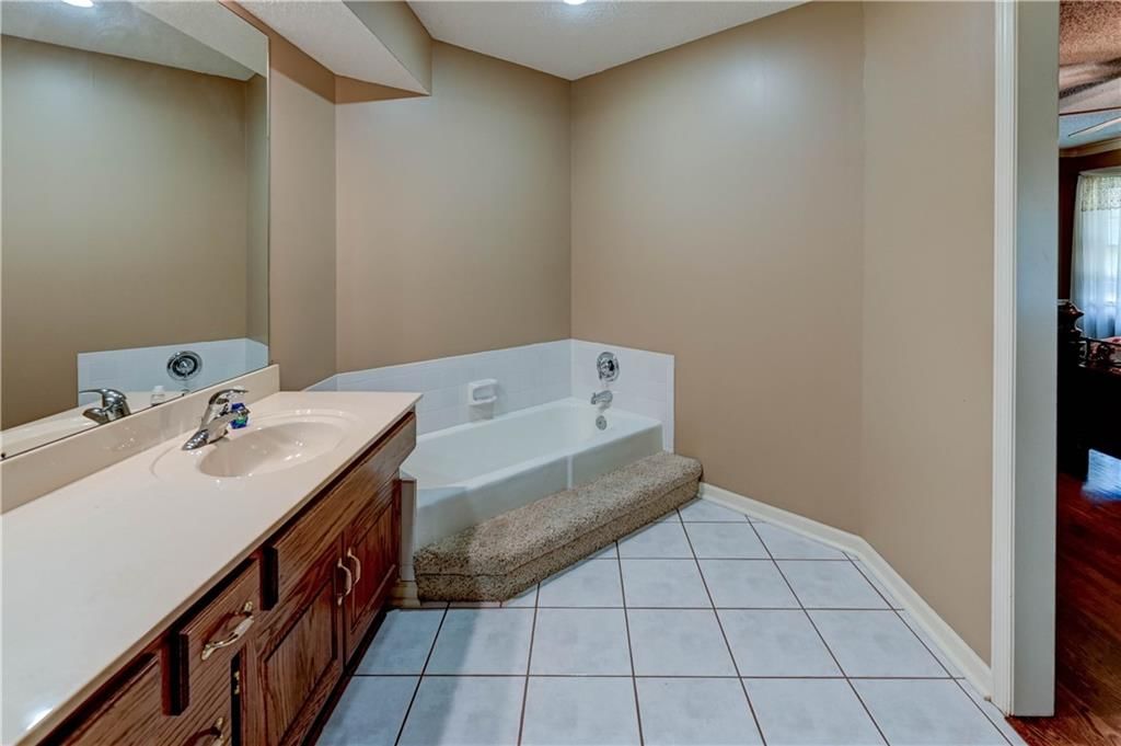 4175 NE 63rd Terrace — photo 36