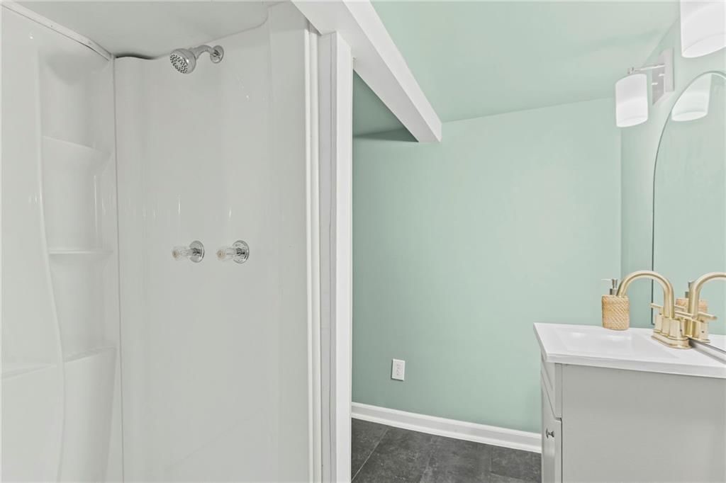 1004 S Willow Street — photo 39