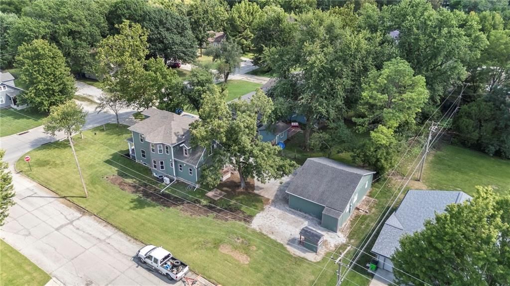 1004 S Willow Street — photo 48