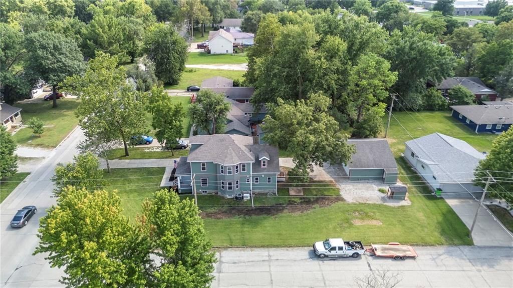 1004 S Willow Street — photo 49
