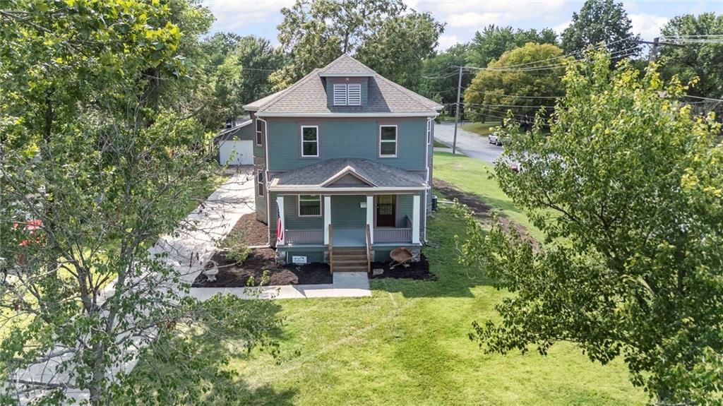 1004 S Willow Street — photo 6