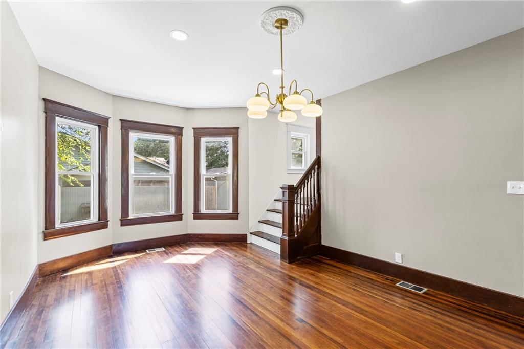 1004 S Willow Street — photo 10