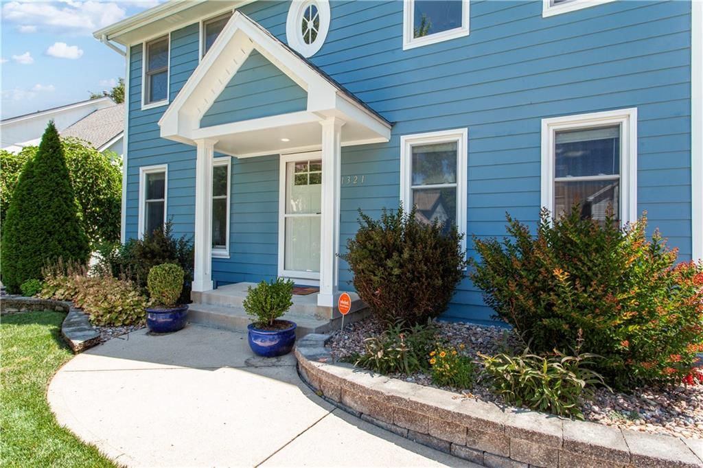 1321 SW Crossing Drive — photo 4