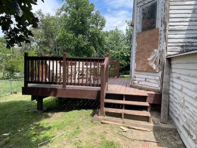 2210 Felix Street — photo 12