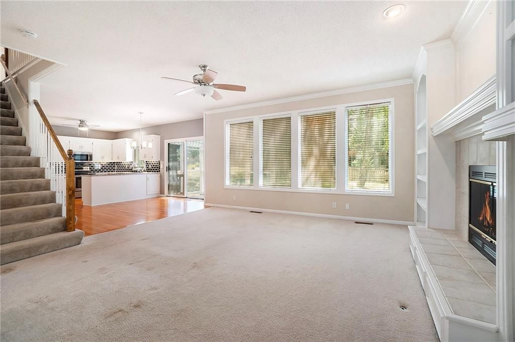 5305 W 155th Terrace — photo 8
