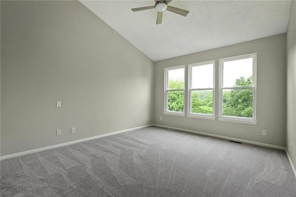 9201 N Charlotte Court — photo 11