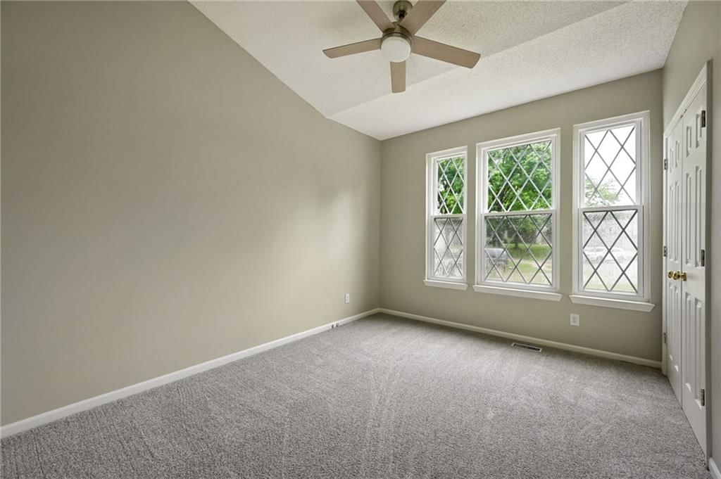 9201 N Charlotte Court — photo 20